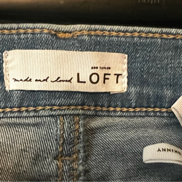 LOFT Jeans Used Excellent Condition - Picture 2 of 4
